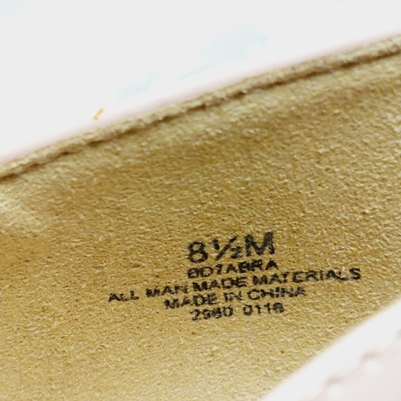 Bandolino Cream T-Strap Heeled Open Toe Pumps Shoes M368 - Picture 12 of 13